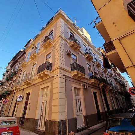 Elephant's * Katania